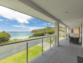 Burgess Beach 1 - linen not included, Forster